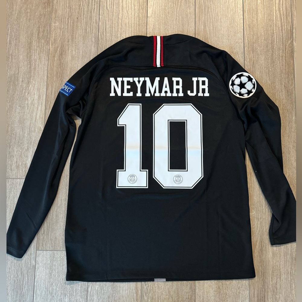 Paris Saint Germain 18/19 Neymar Jr 10 - Picture 1 of 5